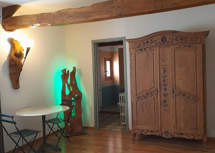 Дом отдыха De Rouviac Castelnau-Pegayrols