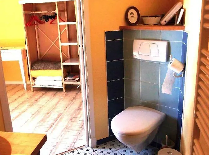 De Rouviac Дом отдыха *